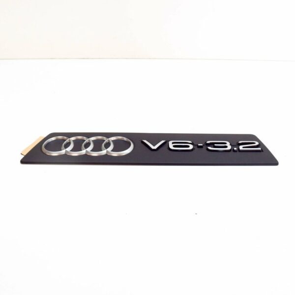 022103925BC - NEW AUDI A3 8P ENGINE INTAKE MANIFOLD COVER 022103925BC OEM