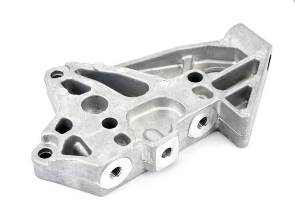 022199354T - NEW AUDI A3 SPORTBACK 8P FRONT RIGHT ENGINE MOUNT BRACKET 022199354T ORIGINAL