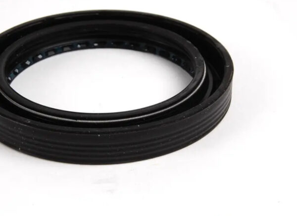 02D409399 - NEW AUDI A4 B7 FLANGED SHAFT OIL SEAL 02D409399 ORIGINAL