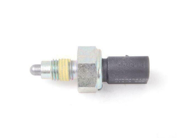 02K945415K - NEW AUDI A1 MK1 REVERSING LIGHT SWITCH 02K945415K ORIGINAL