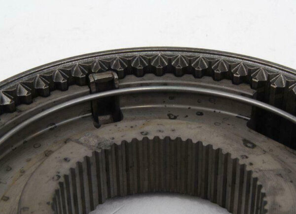 02M311239G - NEW AUDI A1 8X SYNCHRONIZING HUB WITH LOCKING COLLAR 02M311239G ORIGINAL