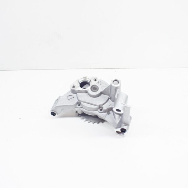 038115105D - Audi A6 C5 Oil Pump 038115105D NEW GENUINE