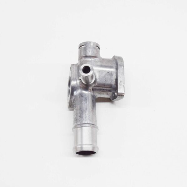 038121133A - NEW AUDI A3 8L COOLANT FLAKE 038121133A