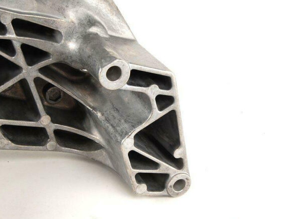 038199207H - New Audi A3 8L RIGHT ENGINE SUPPORT 038199207H
