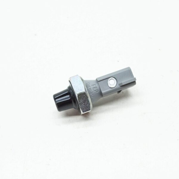 038919081P - NEW AUDI A4 B8 ENGINE OIL PRESSURE SWITCH 038919081P ORIGINAL