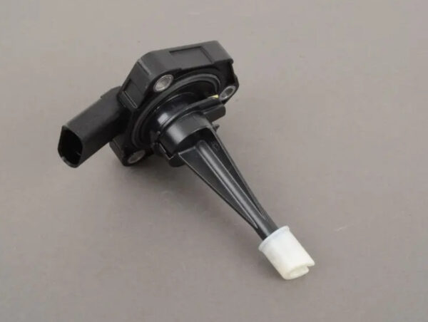 03C907660AA - NEW AUDI A4 B8 OIL LEVEL SENSOR 03C907660AA ORIGINAL