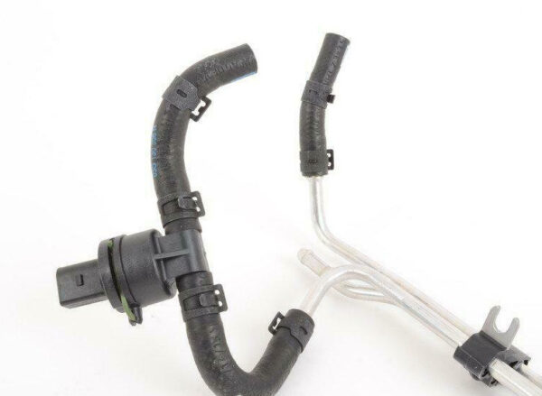 03G130308N - NEW AUDI A3 8P FUEL FEED/RETURN PIPE 03G130308N ORIGINAL