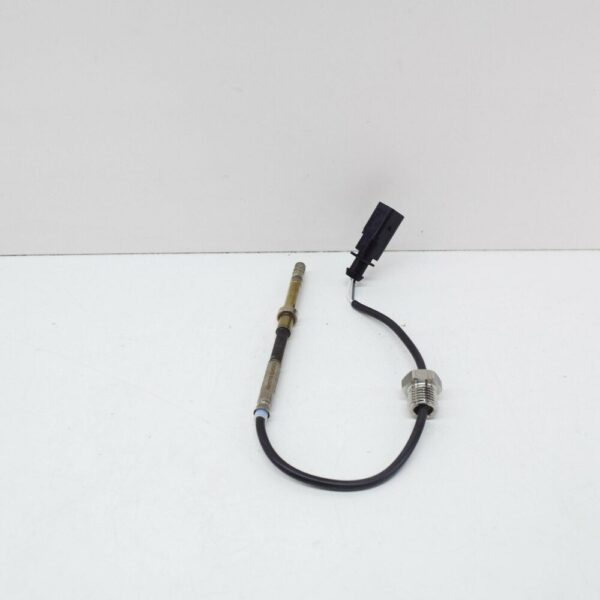 03L906088D - OEM AUDI A4 AVANT B8 GENUINE EXHAUST TEMPERATURE SENSOR 03L906088D 2012 2.0 TDI