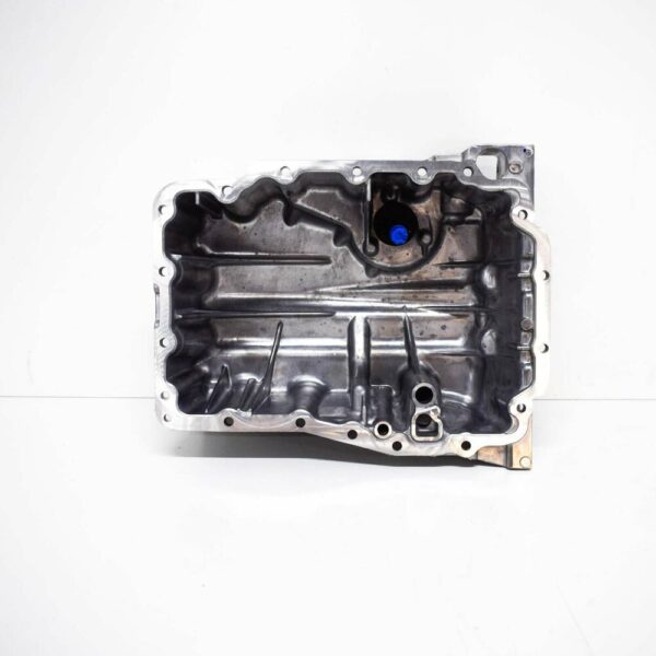 04C103601C - NEW AUDI A3 8V ENGINE OIL PAN 04C103601C ORIGINAL