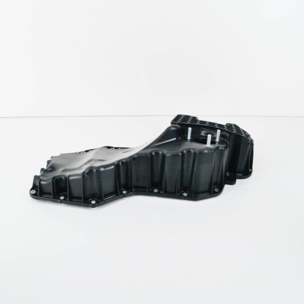 04E103600D - NEW AUDI A5 8W ENGINE OIL SUMP PAN 04E103600D