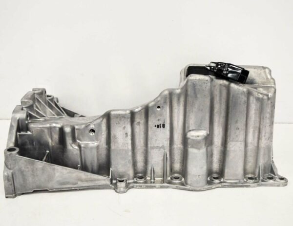 04L103601S - NEW AUDI A4 B9 OIL SUMP PAN 04L103601S 2.0 TDI DIESEL ORIGINAL