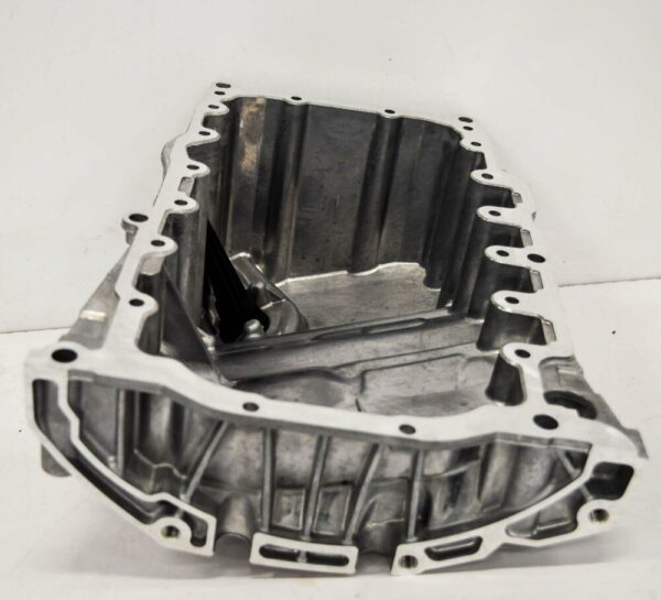 04L103601S - NEW AUDI A4 B9 OIL SUMP PAN 04L103601S 2.0 TDI DIESEL ORIGINAL
