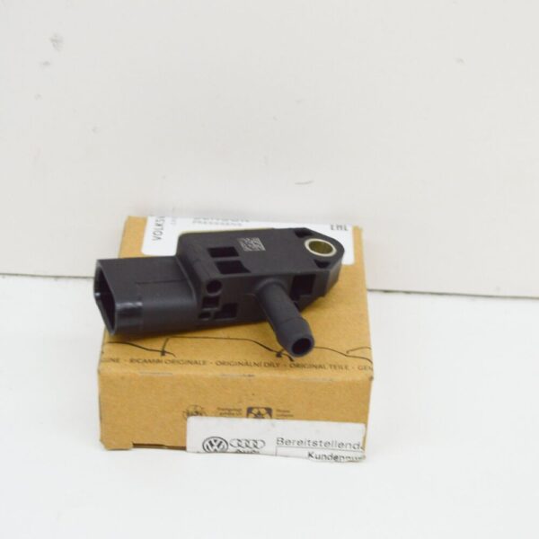 04L906051K - NEW AUDI A6 C7 SUCTION TUBE PRESSURE SENSOR 04L906051K ORIGINAL