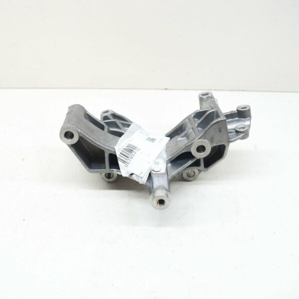 057903143L - NEW AUDI Q7 4M ALTERNATOR BRACKET HOLDER 057903143L