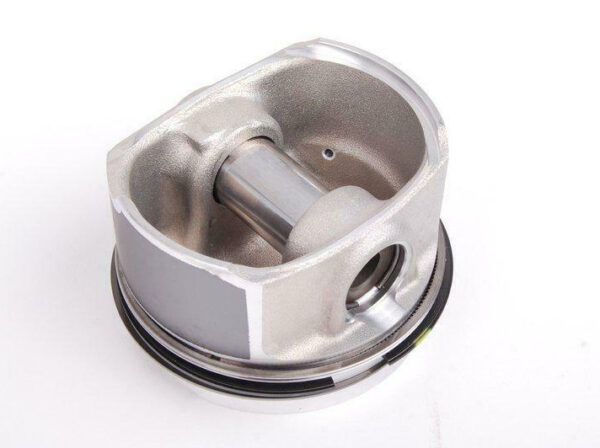 06A107065J - NEW AUDI A3 8L ENGINE PISTON COMPLETE 06A107065J ORIGINAL