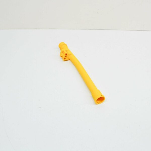 06B103663G - NEW AUDI A4 B7 OIL TRACKING ROD GUIDE FUNNEL 06B103663G ORIGINAL