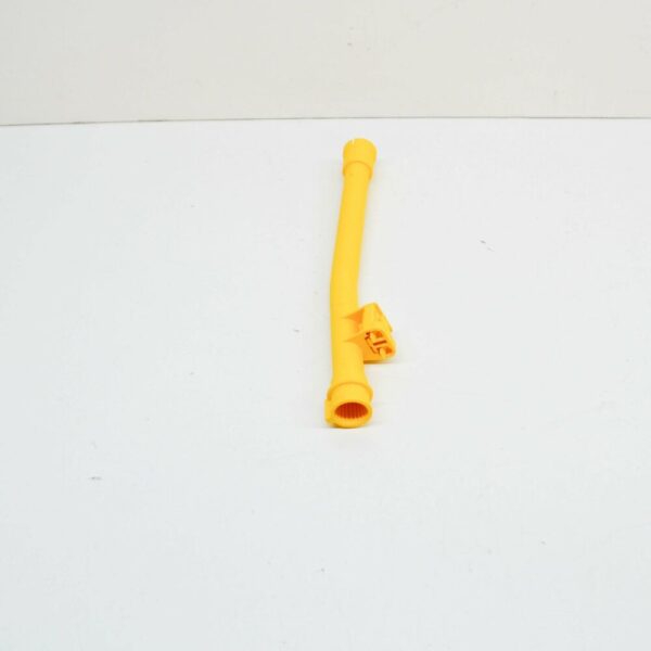 06B103663G - NEW AUDI A4 B7 OIL TRACKING ROD GUIDE FUNNEL 06B103663G ORIGINAL