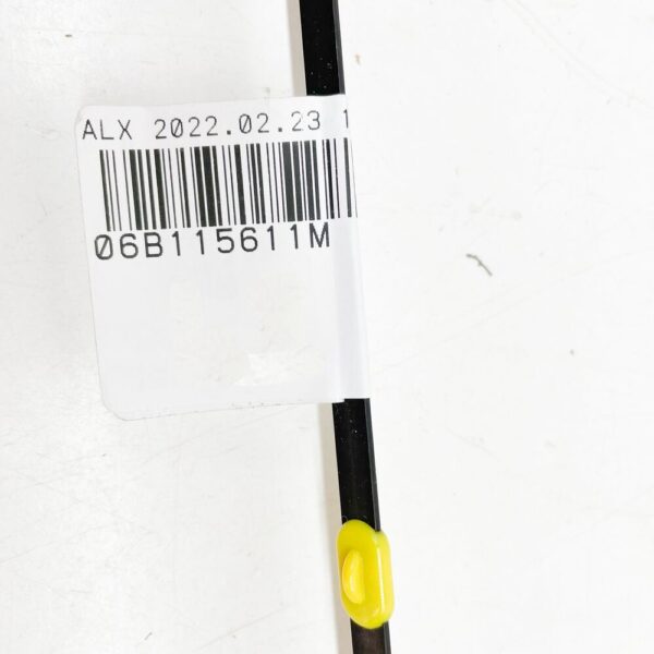 06B115611M - AUDI A4 8E B7 DIPSTICK 06B115611M NEW GENUINE