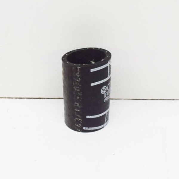 06D133299C - NEW AUDI A4 B7 BREATHER HOSE COUPLER 06D133299C