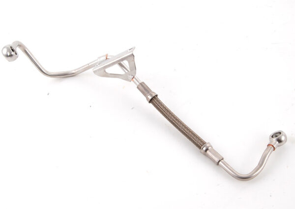 06D145778C - NEW AUDI A4 8E B7 FEED OIL LINE 06D145778C