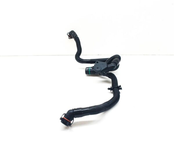 06E103217AA - Audi A4 B8 cylinder head vent hose 06E103217AA new