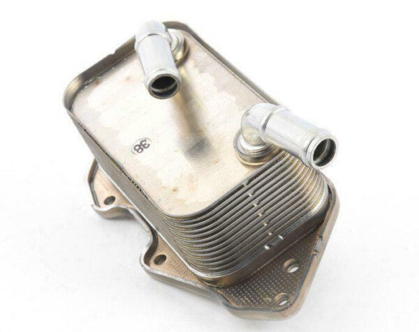 06E117021L - NEW AUDI Q5 8R OIL COOLER 06E117021L ORIGINAL