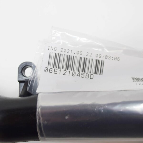 06E121045BD - NEW AUDI Q7 4L ENGINE COOLANT PIPE 06E121045BD