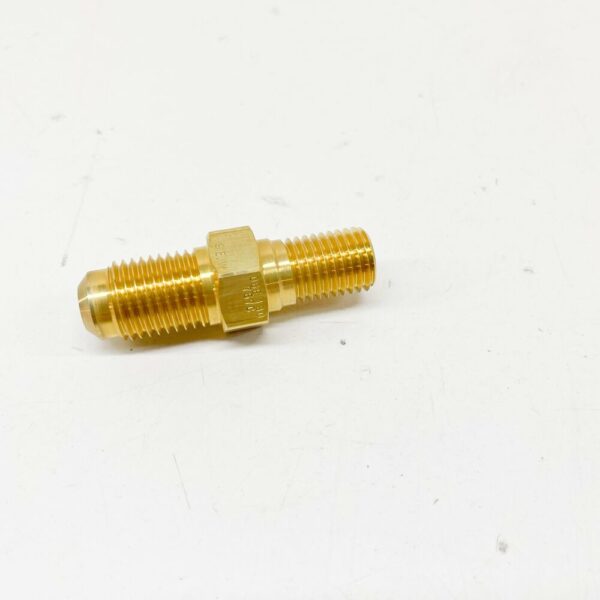 06E130757C - NEW AUDI A4 B7 FUEL PRESSURE RELIEF VALVE 06E130757C