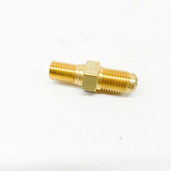 06E130757C - NEW AUDI A4 B7 FUEL PRESSURE RELIEF VALVE 06E130757C