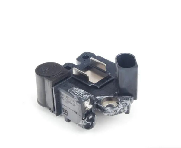 06E903803T - NEW AUDI A4 AVANT B8 VOLTAGE REGULATOR 06E903803T ORIGINAL