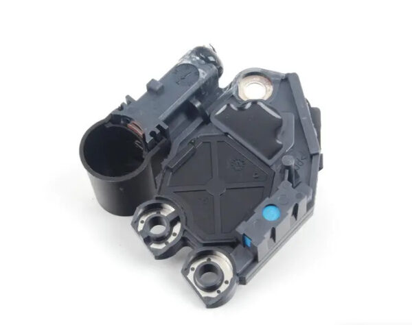 06E903803T - NEW AUDI A4 AVANT B8 VOLTAGE REGULATOR 06E903803T ORIGINAL