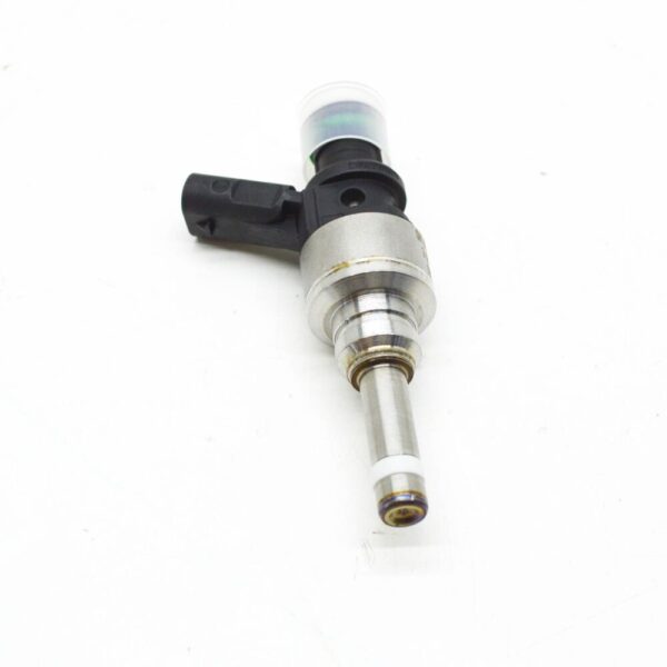 06E906036AL - NEW AUDI A4 B9 FUEL INJECTOR 06E906036AL ORIGINAL