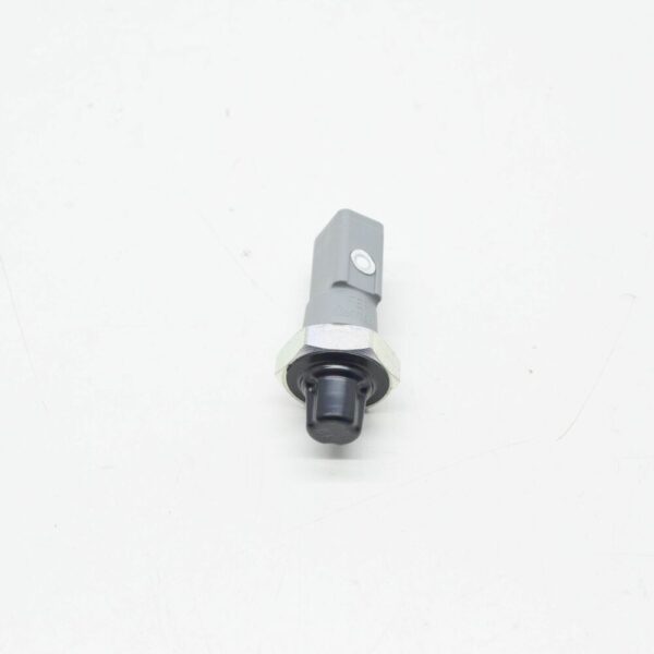 06E919081C - NEW AUDI A4 B8 OIL PRESSURE SENSOR 06E919081C ORIGINAL