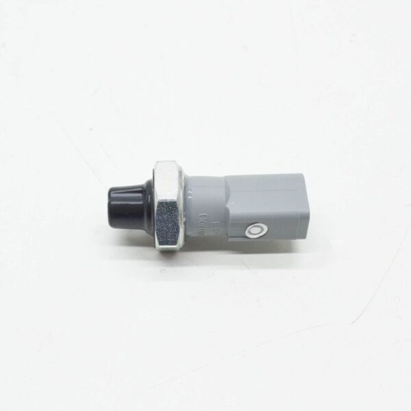 06E919081C - NEW AUDI A4 B8 OIL PRESSURE SENSOR 06E919081C ORIGINAL