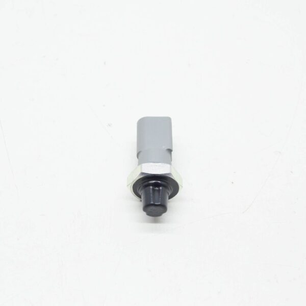 06E919081C - NEW AUDI A4 B8 OIL PRESSURE SENSOR 06E919081C ORIGINAL