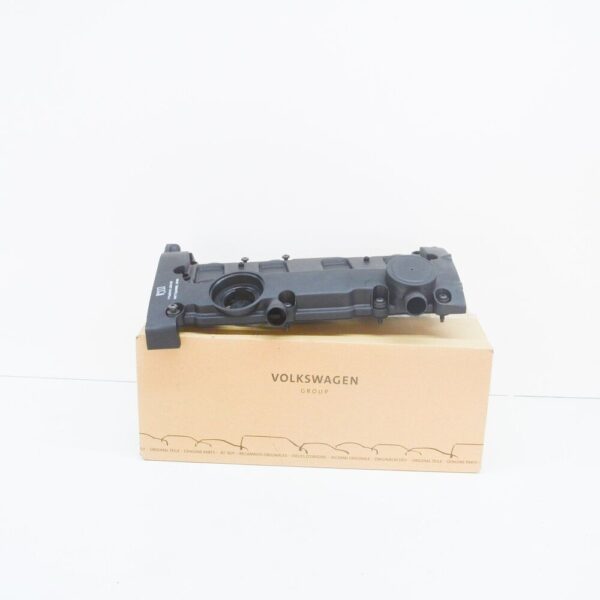 06F103469D - NEW AUDI A3 SPORTBACK 8P CYLINDER HEAD COVER 06F103469D ORIGINAL