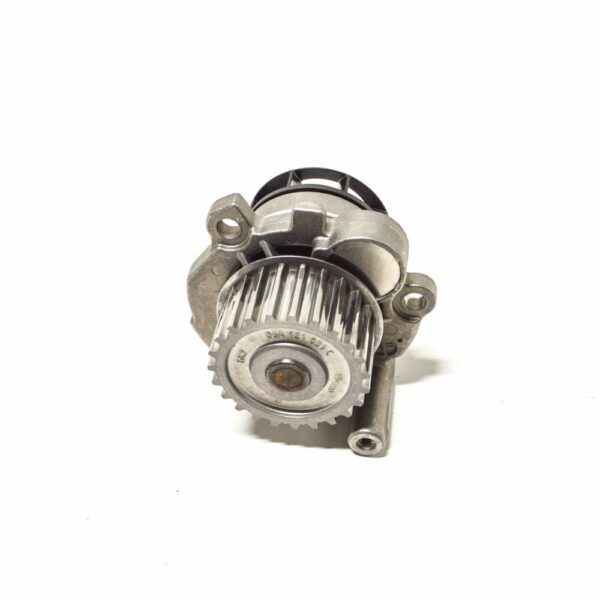 06F121011 - NEW AUDI TT 8J WATER PUMP 06F121011 2 0 TFSI GENUINE