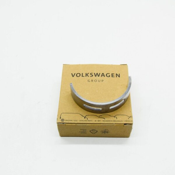06H105561KROT - NEW AUDI A1 MK1 UPPER CRANKSHAFT BEARING SHELL 06H105561KROT ORIGINAL