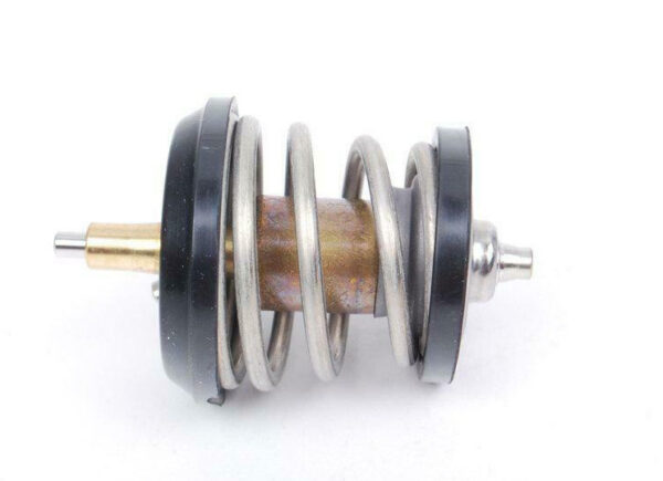06H121113B - NEW AUDI A3 8P ENGINE COOLANT REGULATOR THERMOSTAT 06H121113B OEM