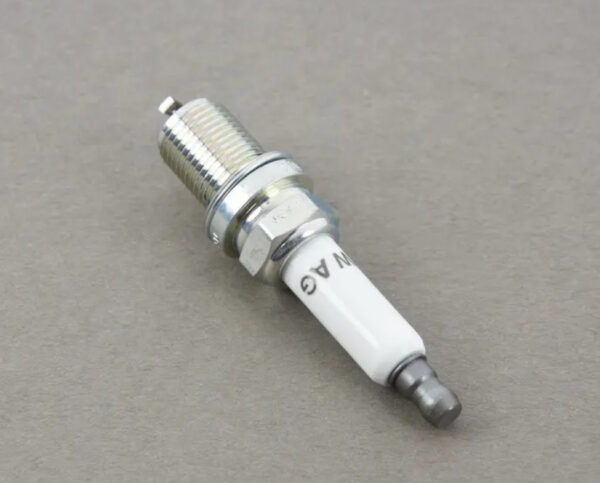 06H905601C - NEW AUDI R8 SPYDER 4S SPARK PLUG 06H905601C ORIGINAL