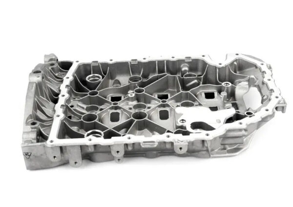 06K103603BF - NEW AUDI A3 SPORTBACK 8V UPPER OIL PAN 06K103603BF ORIGINAL