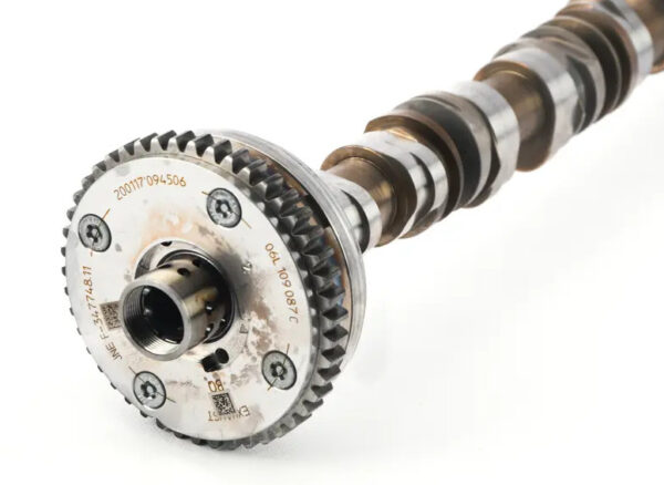 06K109022BQ - NEW AUDI Q3 F3 ENGINE CAMSHAFT 06K109022BQ ORIGINAL