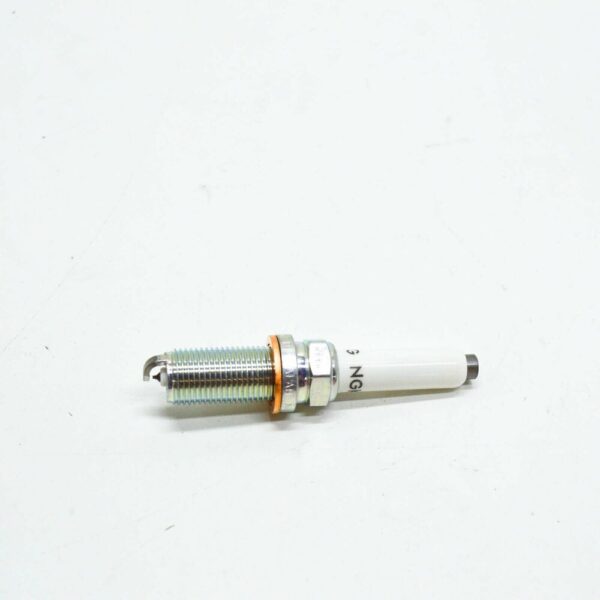 06K905601M - NEW AUDI A8 4H D4 IGNITION SPARK PLUG 06K905601M
