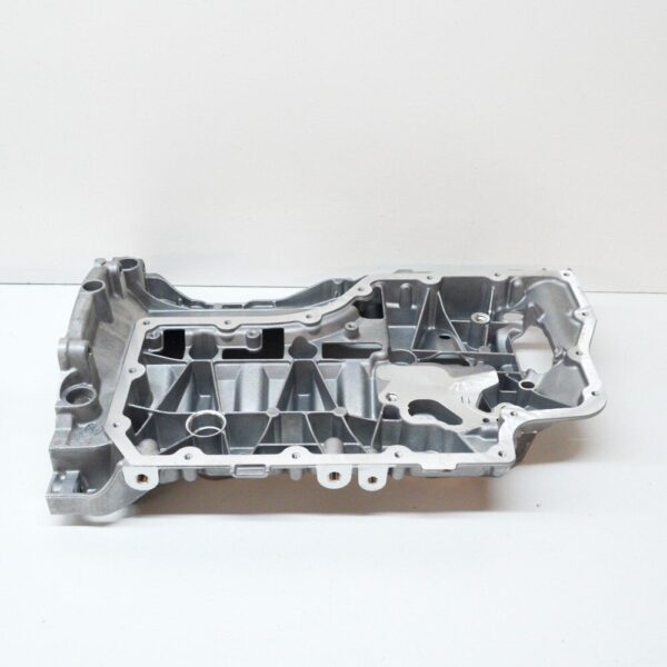 06L103603AT - NEW AUDI A4 AVANT B9 UPPER ENGINE OIL SUMP 06L103603AT ORIGINAL