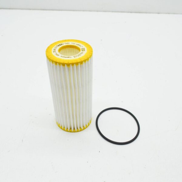 06L115562B - NEW AUDI A3 8V7 OIL FILTER 06L115562B ORIGINAL