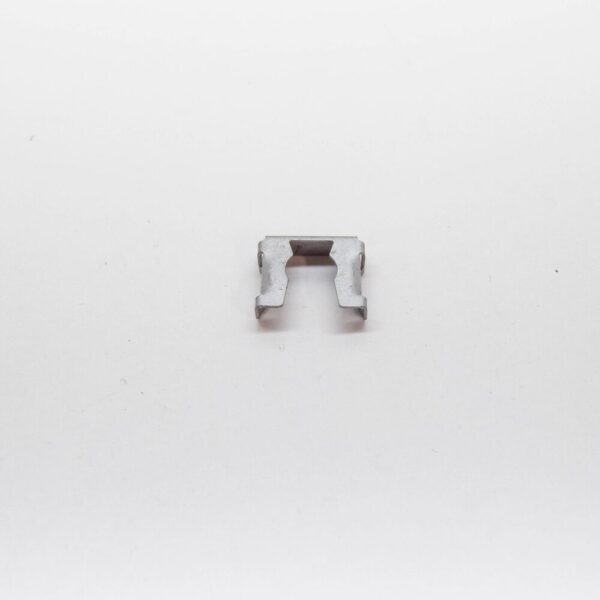 06L906037 - AUDI A1 MK1 Fuel Injector Retaining Clip 06L906037 NEW GENUINE