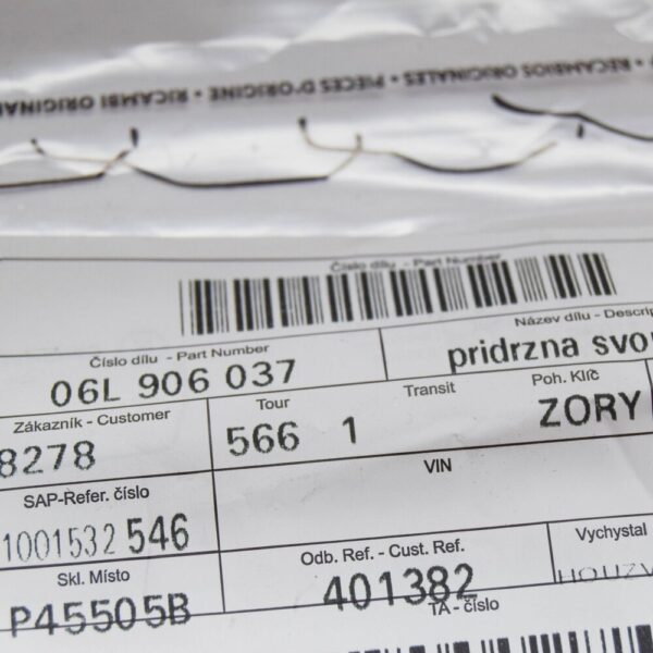 06L906037 - AUDI A1 MK1 Fuel Injector Retaining Clip 06L906037 NEW GENUINE
