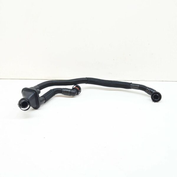 06M103210EB - NEW AUDI A4 B9 ENGINE VENT PIPE HOSE 06M103210EB