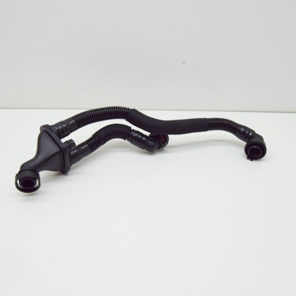 06M103210ED - NEW AUDI A5 SPORTBACK F5 ENGINE VENT HOSE 06M103210ED ORIGINAL