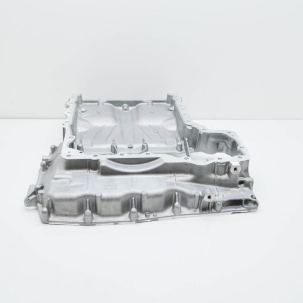 06M103603AM - NEW AUDI A6 C8 OIL SUMP PAN UPPER PART 06M103603AM ORIGINAL